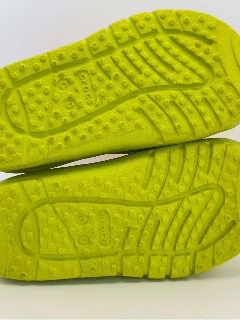 CROCS Swiftwater Splash Koi -water shoes Green/Orange Kids Size C9